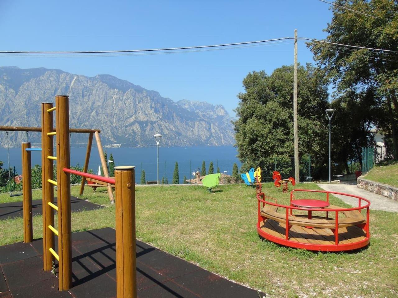 Finestra Sul Lago Malcesine Apt Riva Exterior photo